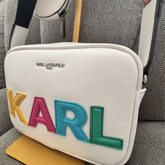 β¨ Karl Lagerfeld Paris White Crossbody Camera Bag Logo Strap NWT β¨ - Picture 4 of 12